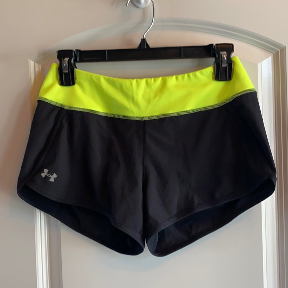 Under Armour black shorts